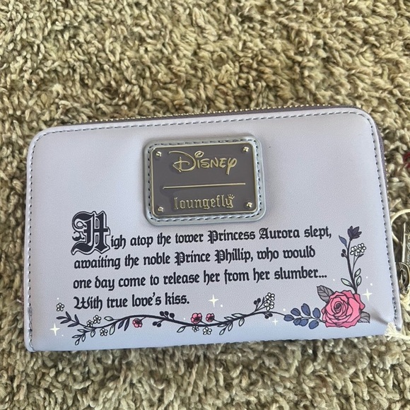 Sleeping Beauty Loungefly wallet - Picture 2 of 2